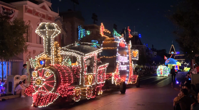Disneyland Dinner, Dessert & Main Street Electrical Parade Vlog
